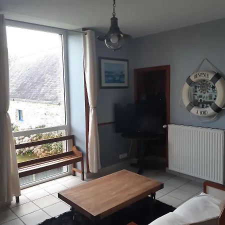Holiday home Les De Treguennec